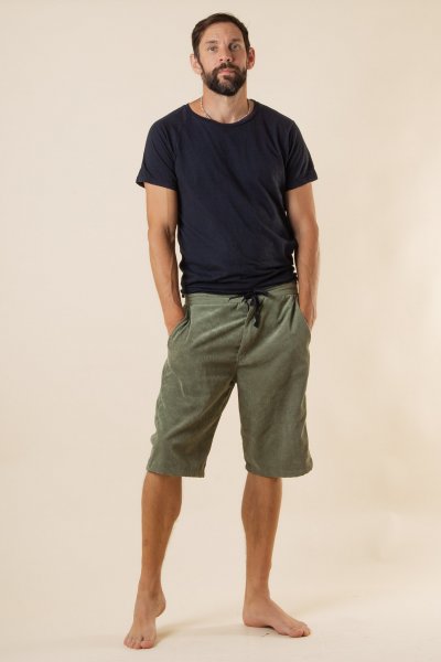 Sarek Cord Shorts Man Green